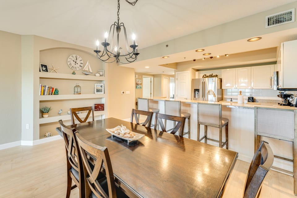 New Smyrna Beach Condo w/ Balcony & Pool Access Apartment in Florida