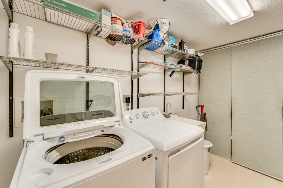 New Smyrna Beach Condo w/ Balcony & Pool Access Apartment in Florida