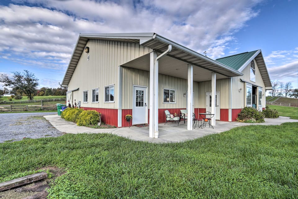 Equestrian Escape! Quiet Farm Stay Near Gettysburg House in Maryland