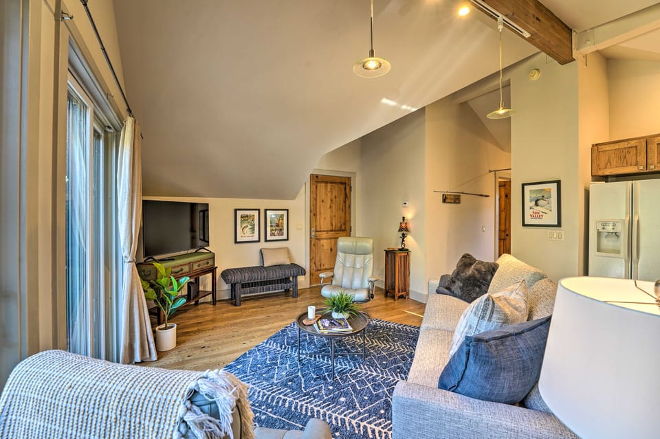 Ketchum Couple's Retreat: 1 Mi to Sun Valley! Cottage in Ketchum