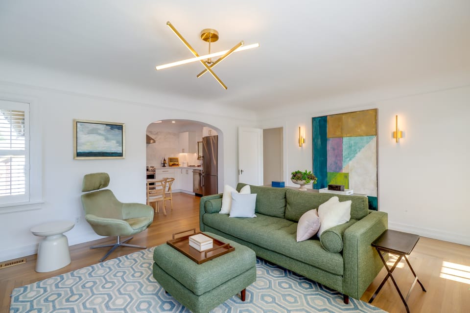 Charming Midtown Brick Home: Walk to Truckee River House in Reno