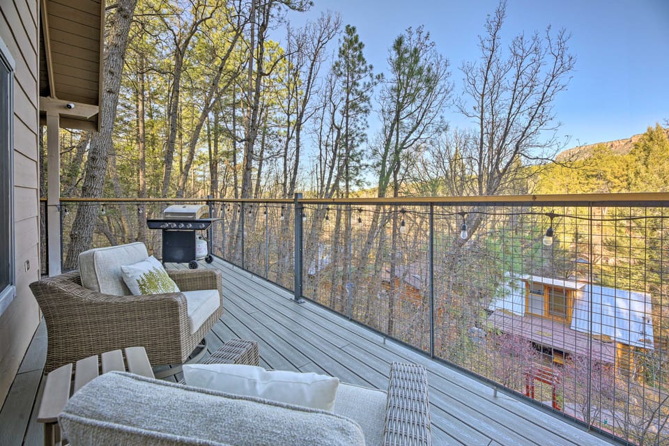 Mtn-View 'Cabin 404' w/ Deck in Payson! House in Gila County