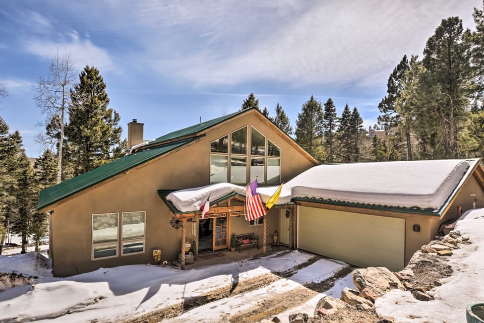 Expansive Angel Fire Retreat: 1 Mi to Fishing! House in Angel Fire