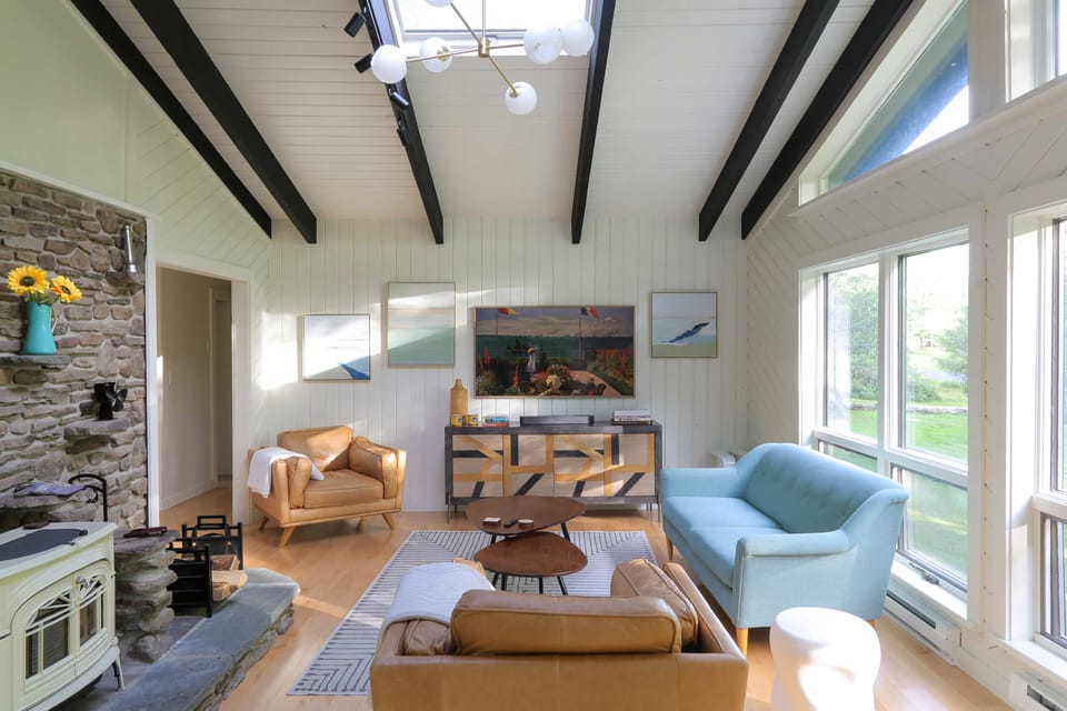 Modern Hideaway w/ Deck + State Forest Access House in Hudson Valley