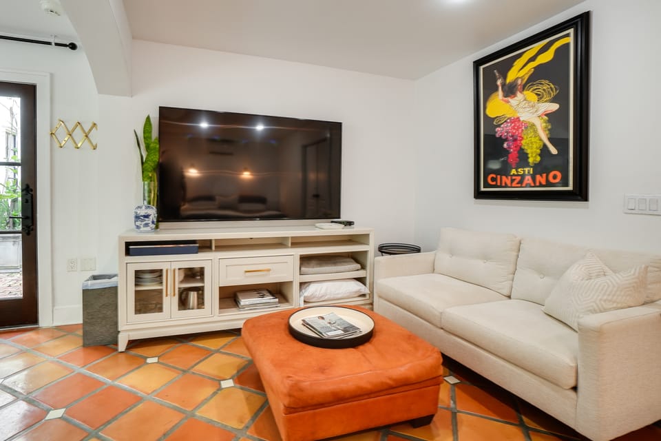 South Tampa Studio in Desirable Historic District! Apartment in Tampa