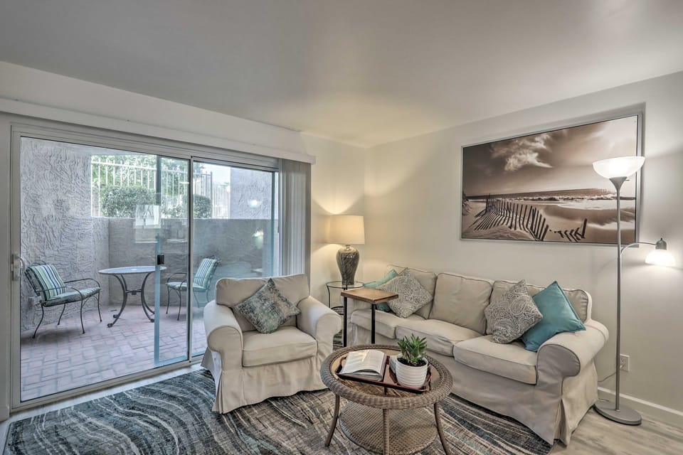 1 Mi to Old Town: Scottsdale Condo w/ Pool Access Apartment in Scottsdale