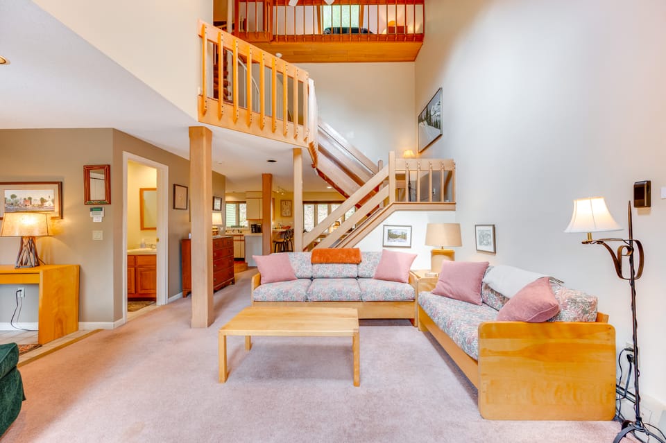 Charming Jackson Mountain Retreat on Golf Course! Apartment in Jackson