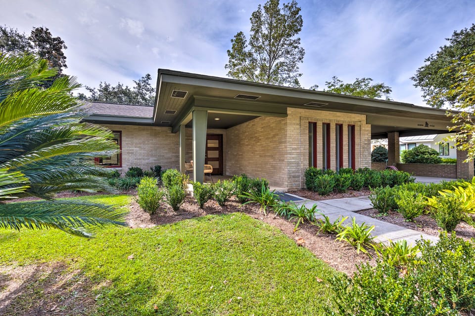 Mid-Century Dream Home < Half-Mile to Beach! House in Ocean Springs