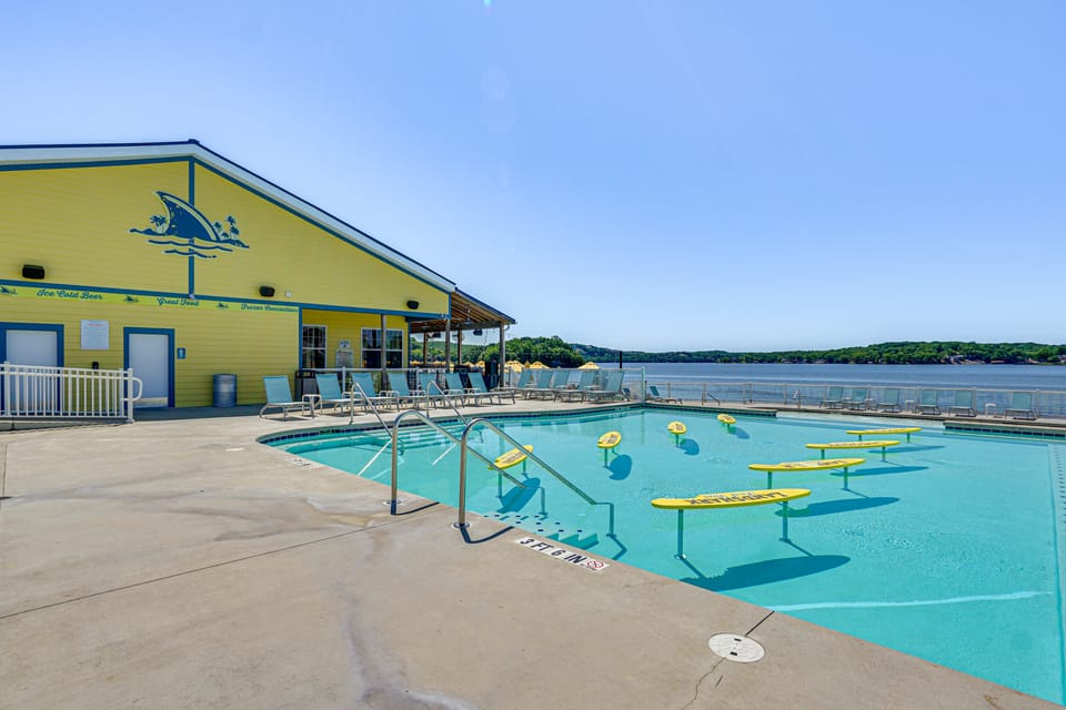 Furnished Deck! Golfer's Oasis in Margaritaville House in Lake of the Ozarks