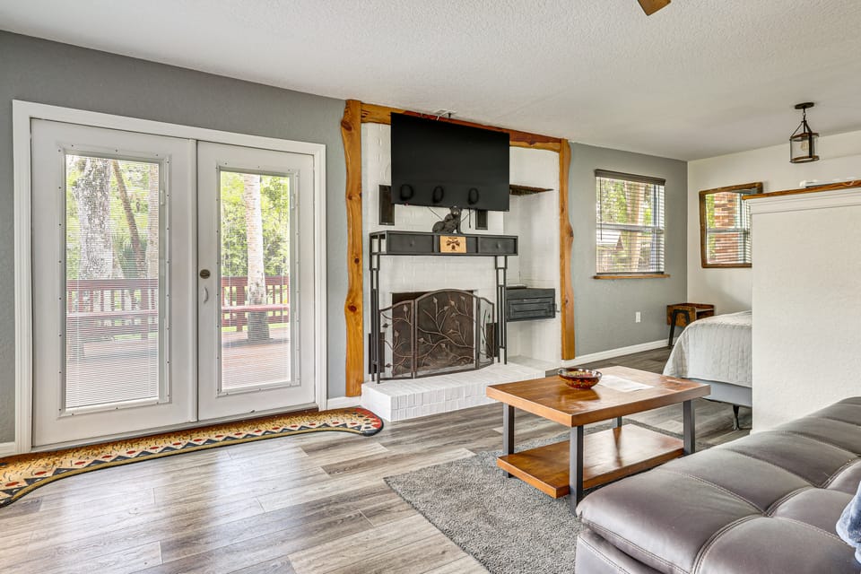 Waterfront Studio Cabin on Rock Springs Run! House in Apopka