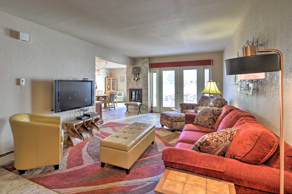 Grand Junction Golf Course Condo w/ Balconies Apartment in Grand Junction