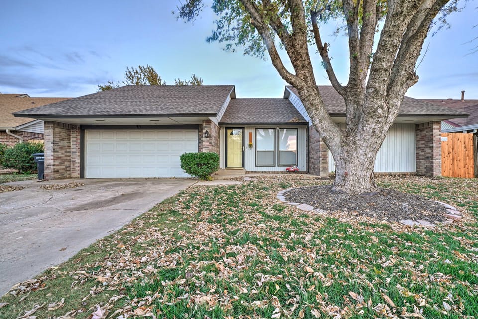 Home w/ Screened Porch ~ 10 Miles to Dtwn OKC! House in Norman