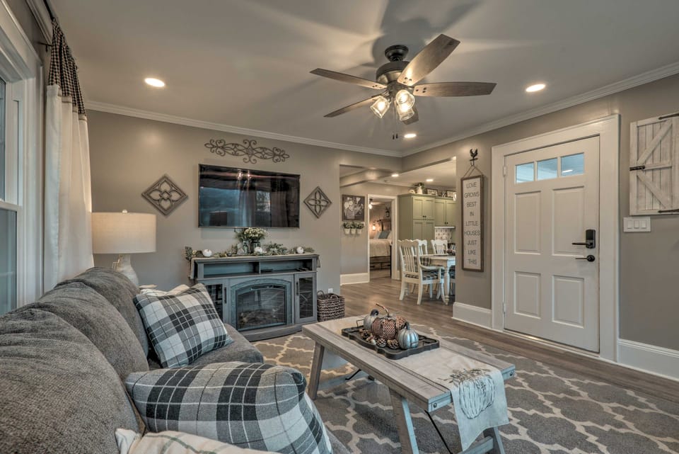 Peaceful Renovated Home with Deck on Half Acre! House in North Carolina