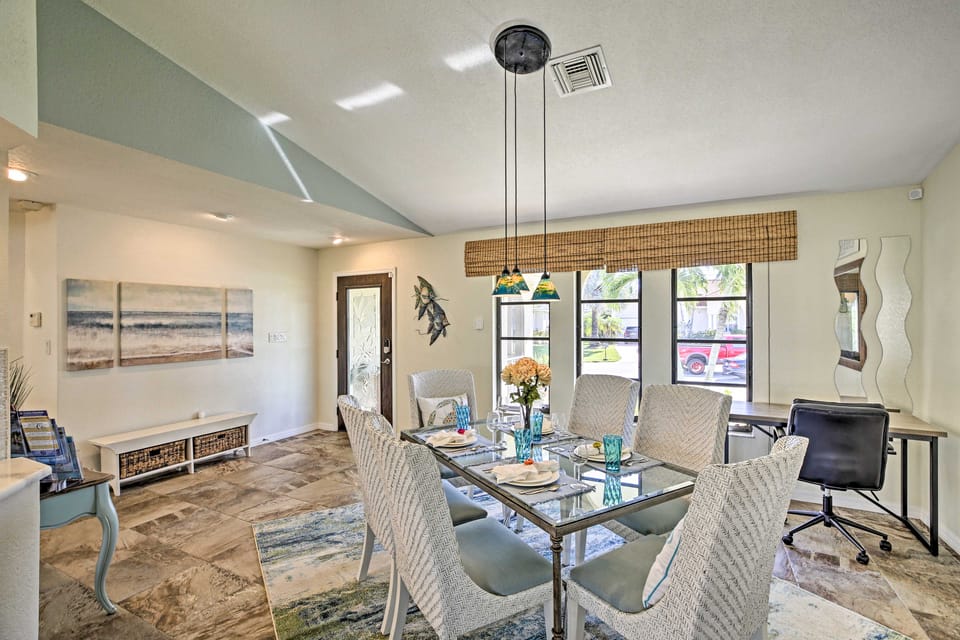 Canal Waterfront Home with Private Pool & Dock! House in Charlotte Park