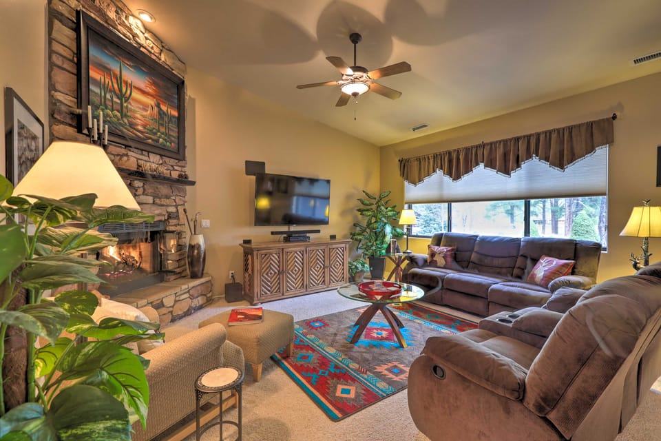 Arizona Home w/ Patio, Fire Pit & Gas Grill House in Williams