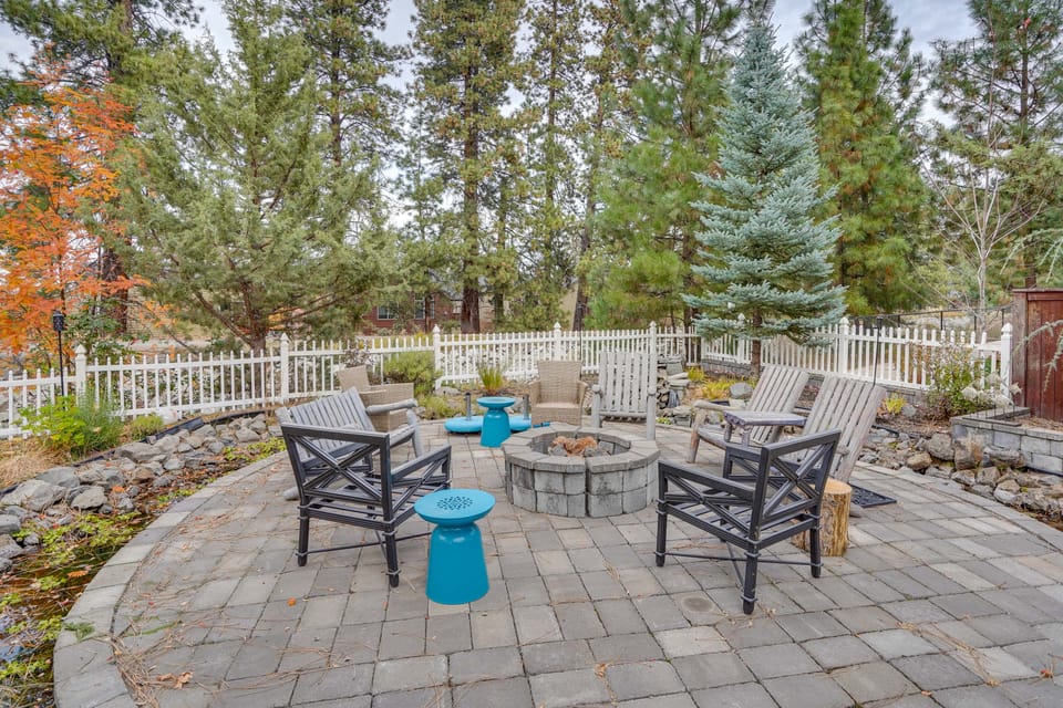 Cozy Bend Home - Walk to Old Mill District! House in Bend