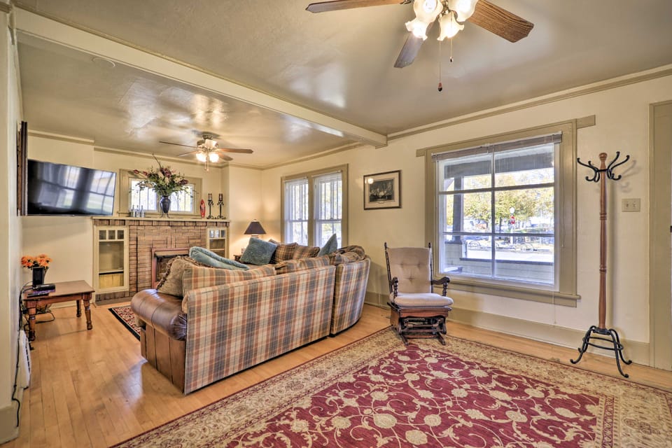 Charming Montana Home w/ Grill: 6 Mi to Lake Elmo! House in Billings