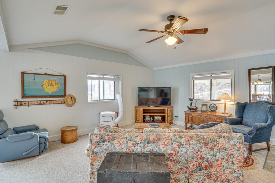 Furnished Deck, Dock! Lake of the Ozarks Haven House in Sunrise Beach