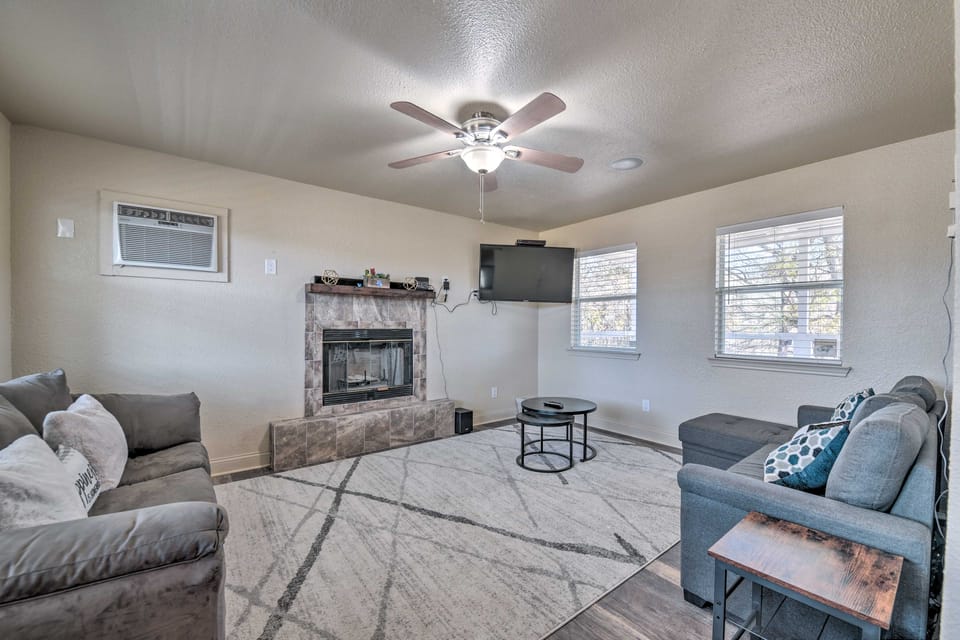 Bright Brownwood Home with On-Site River Access! House in Texas