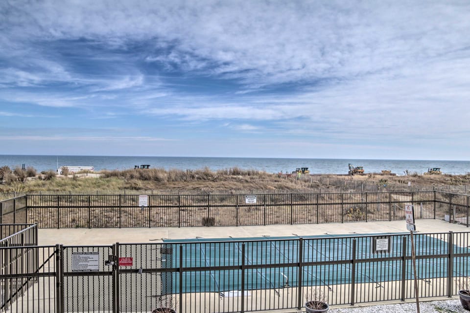 Steps to Sand: Condo Near Ocean City Boardwalk Apartment in Ocean City