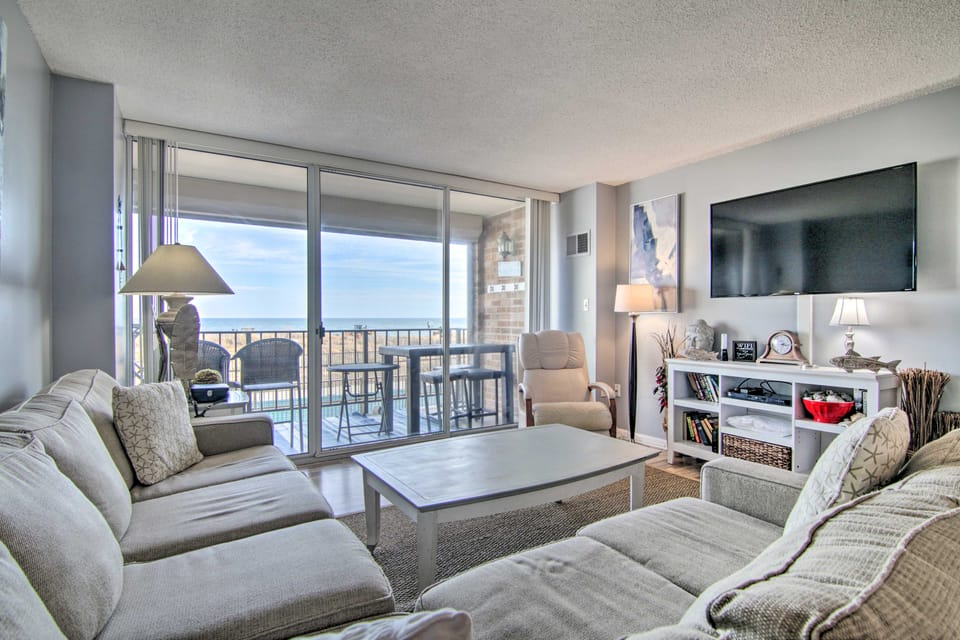 Steps to Sand: Condo Near Ocean City Boardwalk Apartment in Ocean City