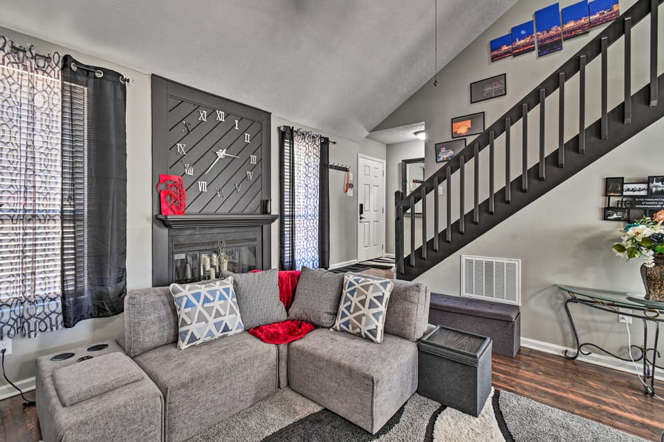 Updated Fayetville Townhome-Away-From-Home w/ Yard Apartment in Fayetteville
