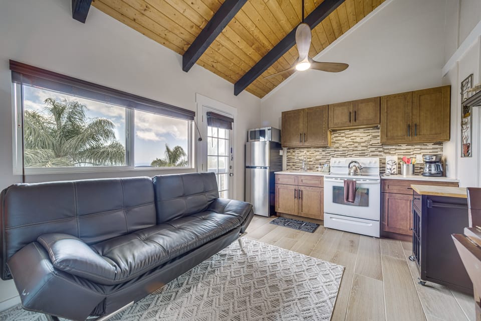Cozy Kona Coast Apt w/ Lanai ~ 8 Miles to Beach! Cottage in Kalaoa
