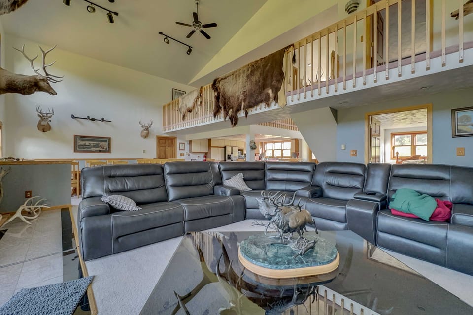 Remote WY Ranch w/ 170 Acres & Views Galore! House in Wyoming