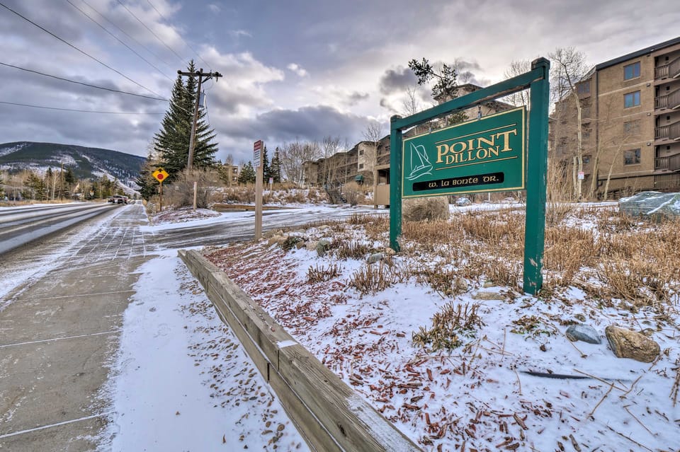7 Mi to Keystone Resort: Condo w/ Hot Tub & Pool Apartment in Dillon