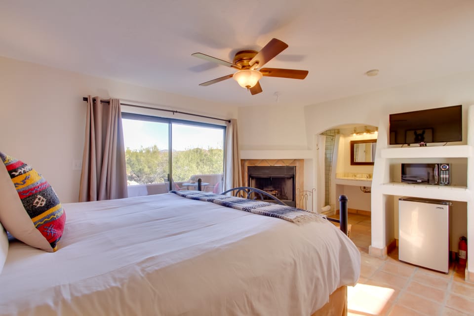 'La Paloma' - Full Circle Ranch Studio w/ Views! Apartment in Cave Creek