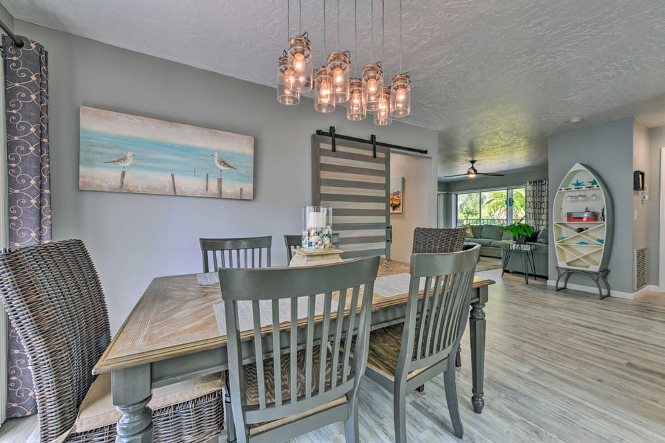 Canal-front Gem w/ Pool & Hot Tub in Anna Maria House in Anna Maria Island