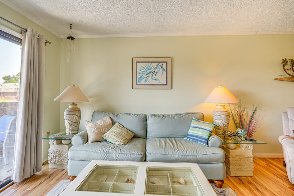 Waterfront Nags Head Townhome w/ Amenity Access! Apartment in Nags Head