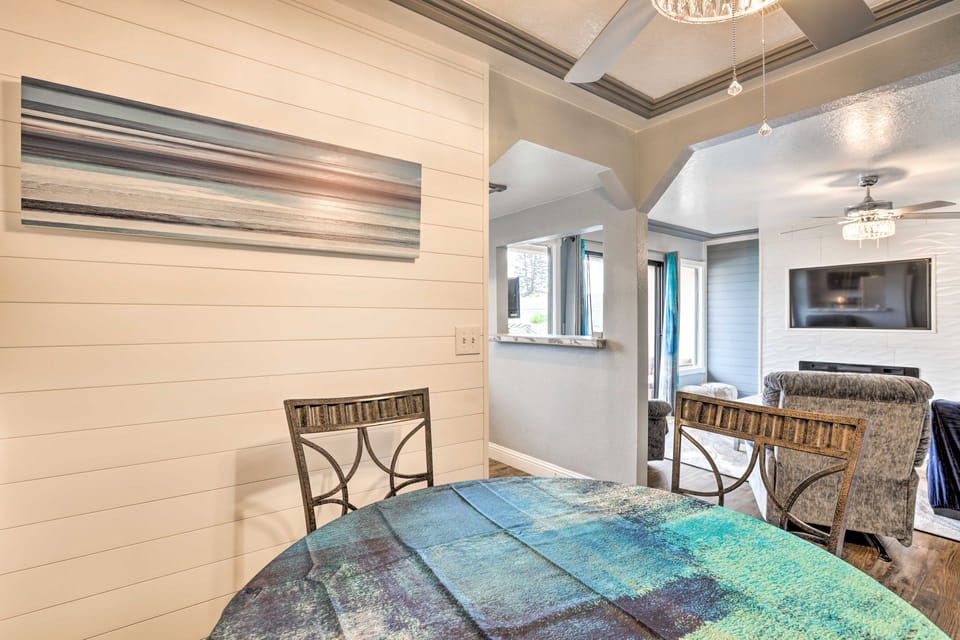 Pismo Beach Condo < Walk to Beach & Wineries! Apartment in Pismo Beach