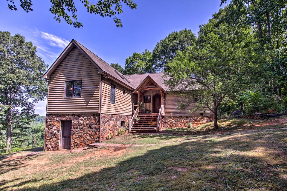 River Views + Deck: Peaceful Virginia Retreat Apartment in Shenandoah Valley