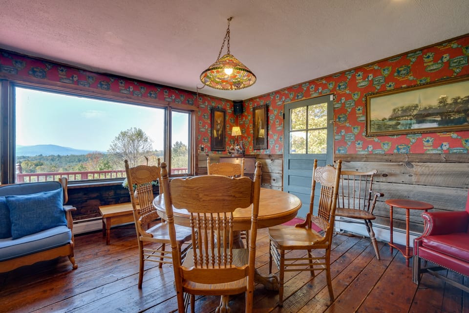 'John's Farmhouse in Mount Snow' on 120 Acres! House in Whitingham