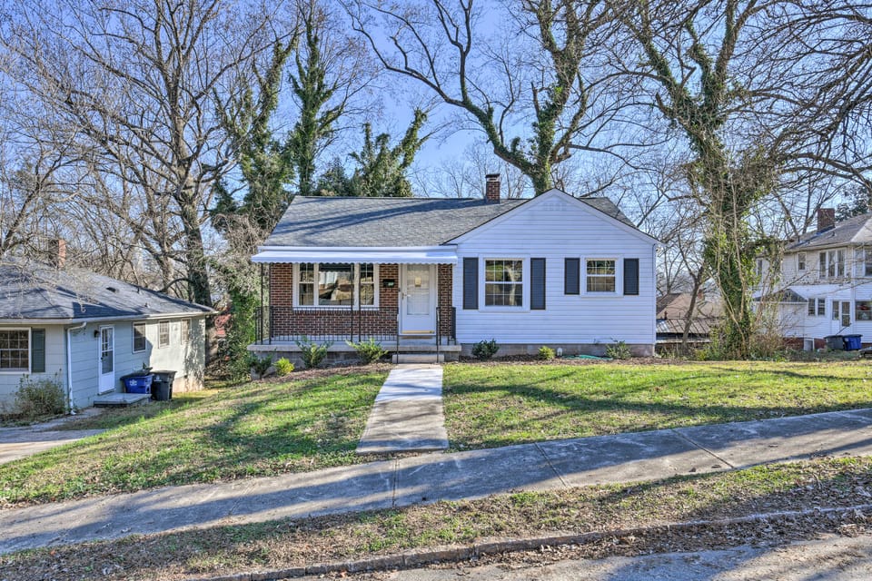 Mid-Century Modern Cottage in Ardmore Area! Cottage in Winston-Salem