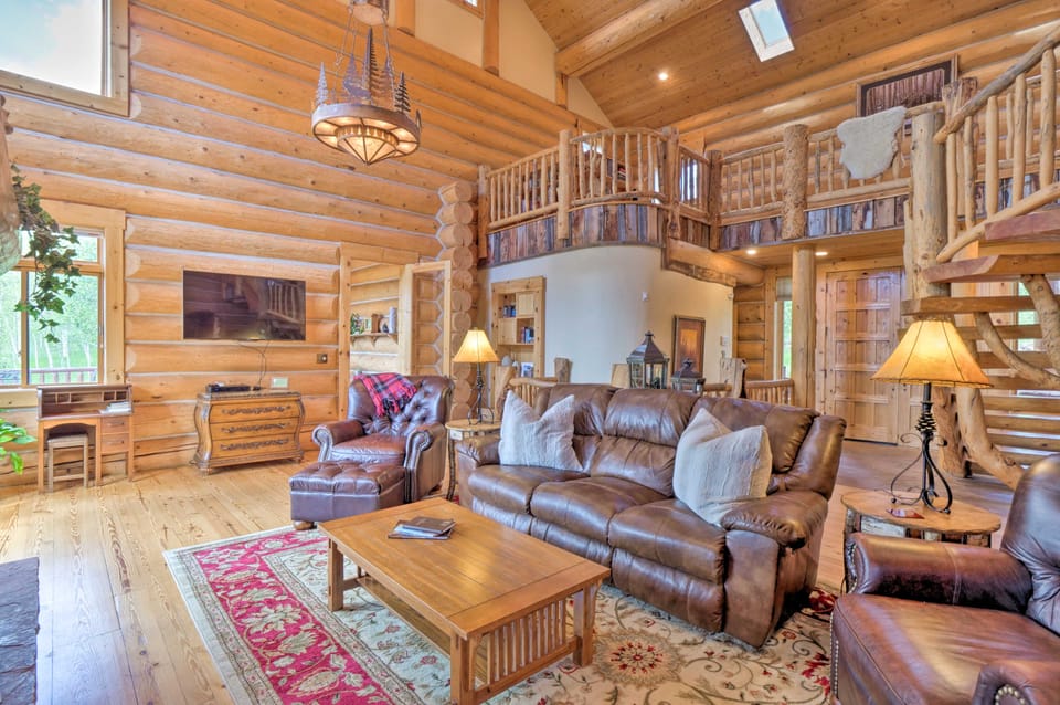 22STR-00506 Fairplay Log Cabin: 26 Mi to Breck! House in Park County