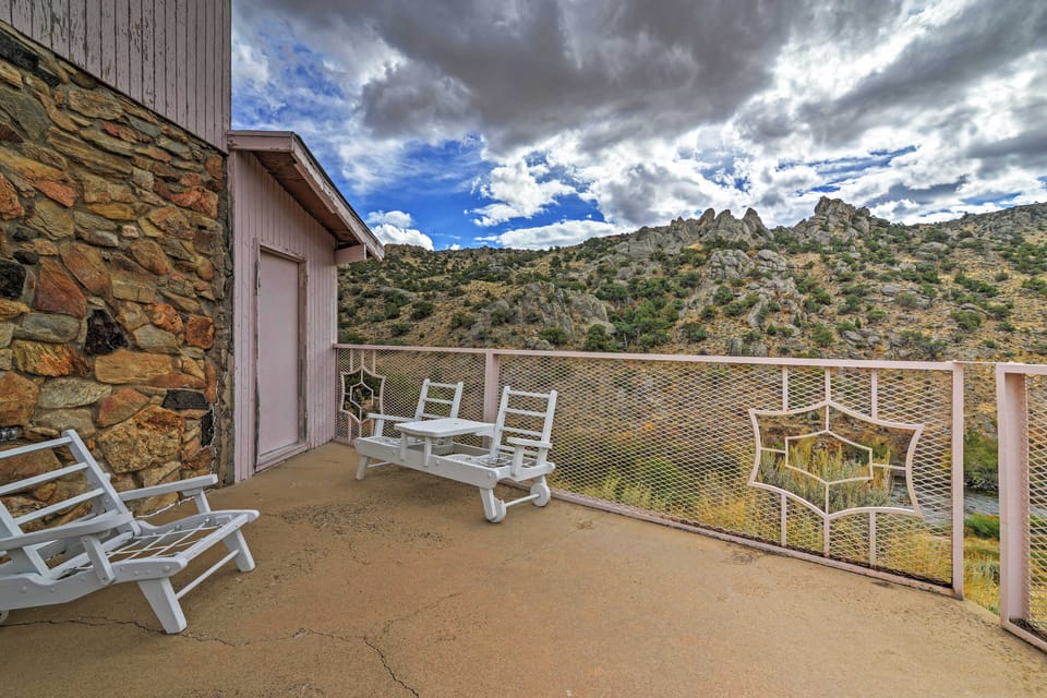 Fishing Paradise on 160 Acres ~ 13 Mi to Saratoga House in Wyoming