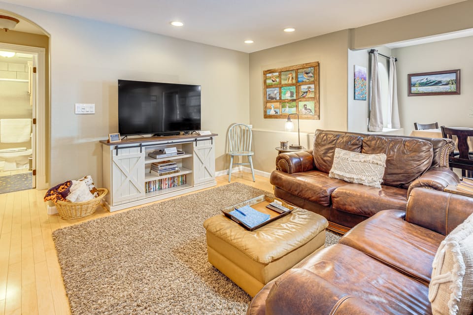 CO Springs Apartment in the Pines w/ Treehouse! Apartment in Black Forest