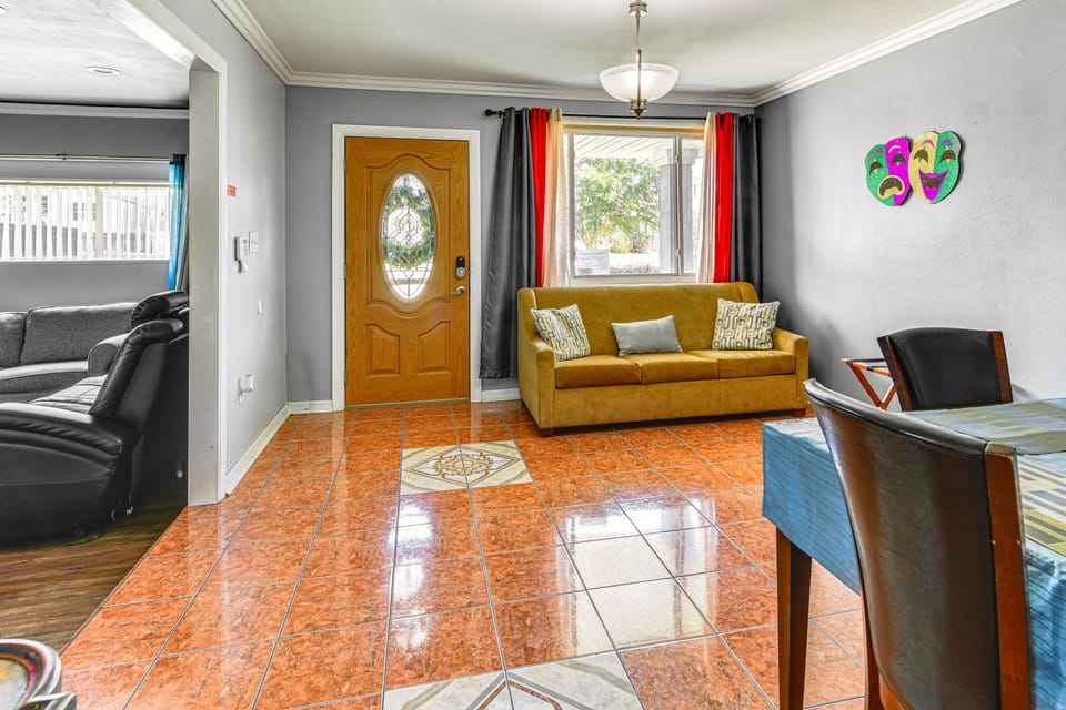 5 Mi to French Quarter: NOLA Getaway w/ Patio! House in New Orleans
