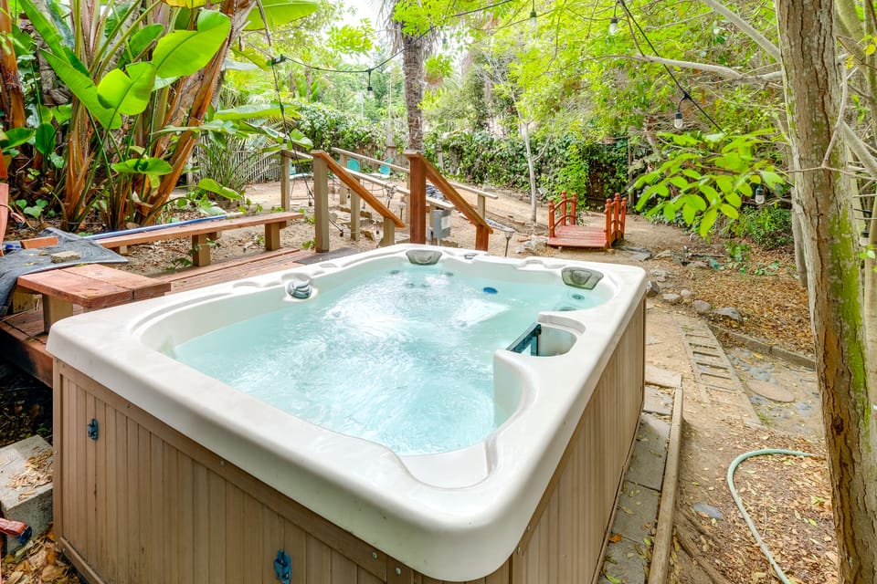 Walk to La Jolla Beach: Expansive 2-Home Escape! House in La Jolla Shores