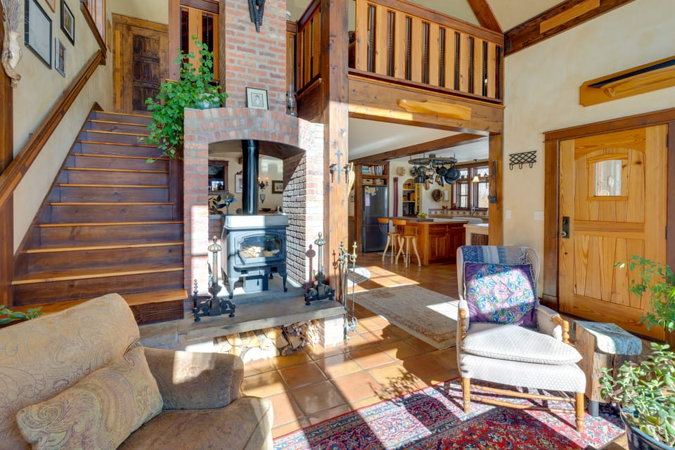 Solar-Powered Home w/ Mtn Views 33 Mi to Telluride House in Colorado