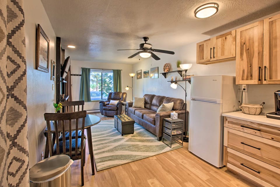 Angel Fire Condo: Walk to Slopes & Trails! Apartment in Angel Fire