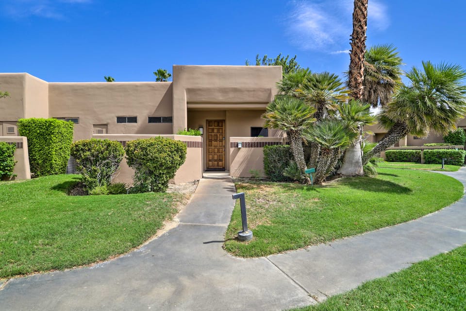 Access to 33 Pools: Cathedral City Condo w/ Patio Apartment in Cathedral City