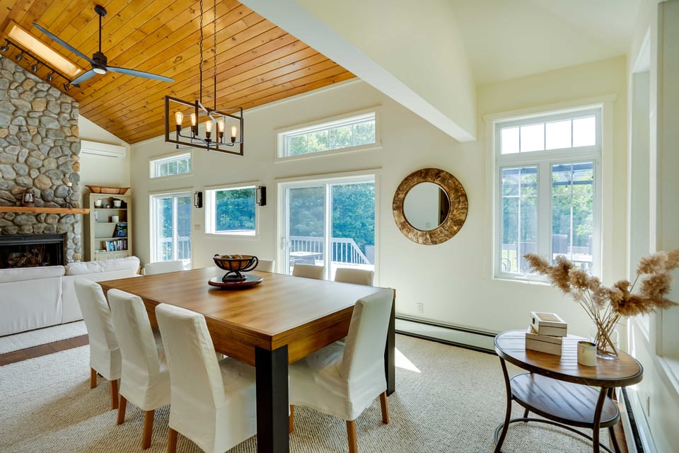 'The Mountain House:' Windham Retreat w/ Hot Tub! House in Windham