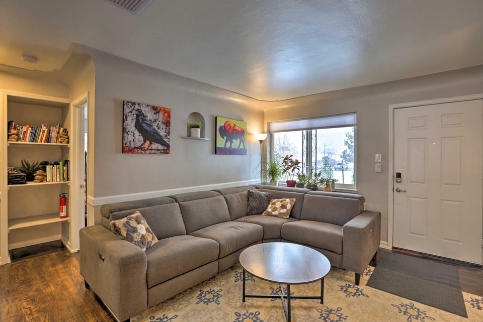 Comfort Amenities Location Hot Tub Walkable Denver House in Edgewater
