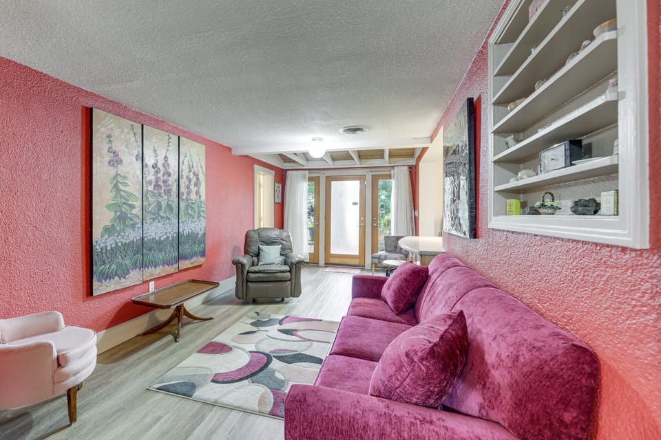 Walk to Mueller Lake Park! Home w/ Patio & Yard House in Austin