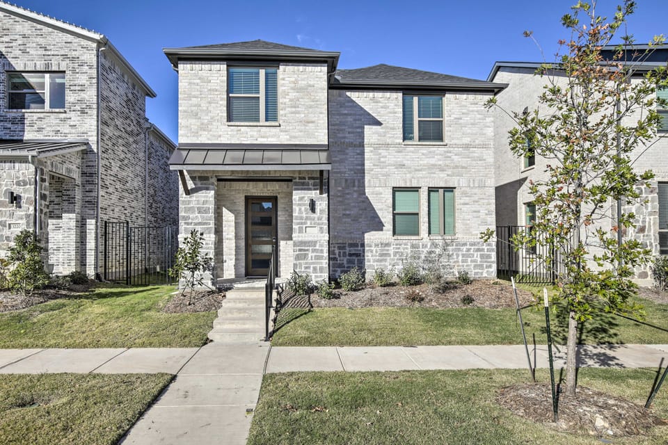Patio & Game Room: Frisco Family Getaway! House in Frisco