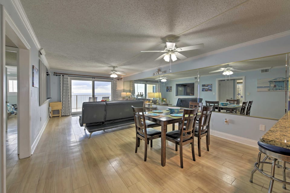 PCB Condo w/ Community Perks & Beach Access Apartment in Lower Grand Lagoon
