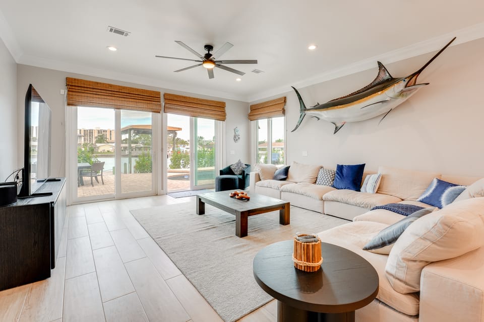 Walkable Waterfront Paradise: Home in Clearwater! House in Clearwater Beach